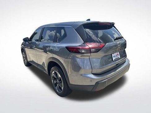 Used 2024 Nissan Rogue SV AWD/4WD image 7