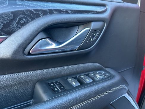 Used 2021 GMC Yukon Denali image 21