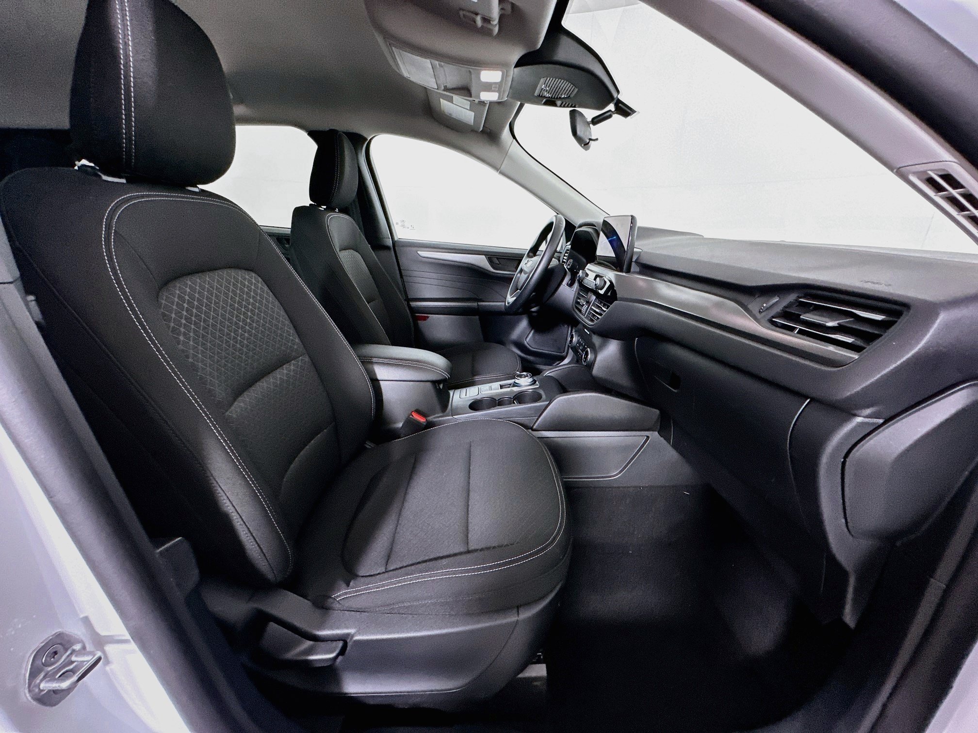 Used 2025 Ford Escape Active FWD image 29