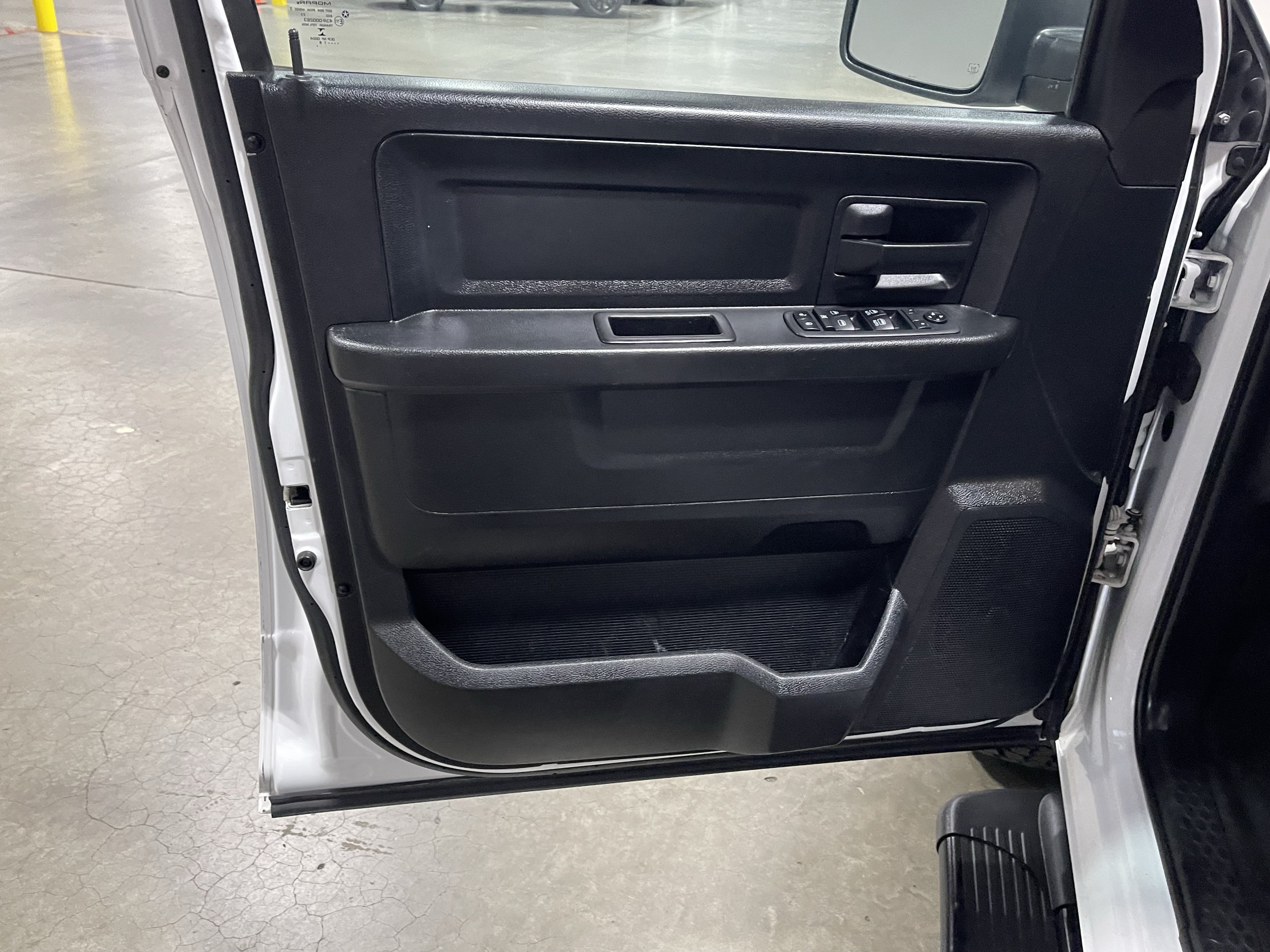 Used 2018 RAM 1500 Tradesman w/ Popular Equipment Group AWD/4WD image 16
