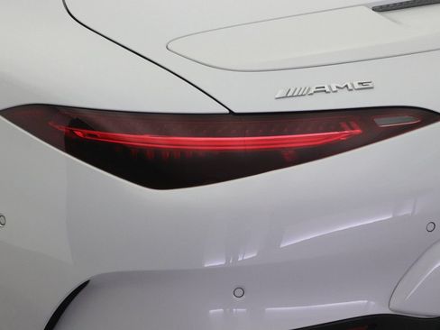 Certified 2023 Mercedes-Benz SL 55 AMG 4MATIC image 18