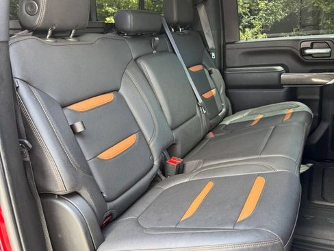 Used 2022 GMC Sierra 2500 AT4 w/ AT4 Premium Plus Package AWD/4WD image 23