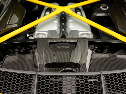 Used 2021 Audi R8 V10 w/ Premium Package image 52