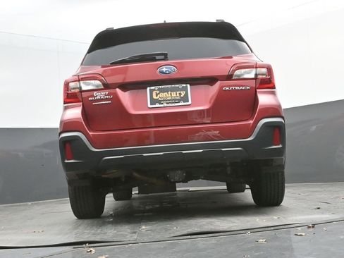 Used 2018 Subaru Outback 2.5i Premium image 31