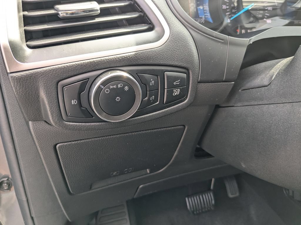 Used 2024 Ford Edge SEL w/ Convenience Package AWD/4WD image 23