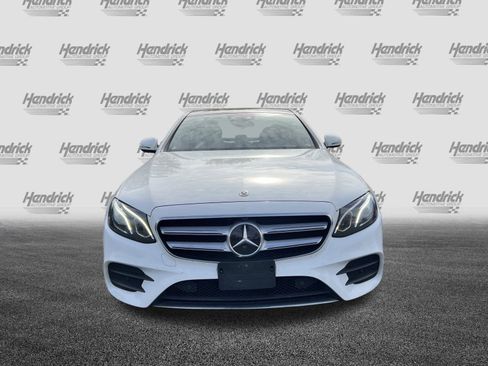 Certified 2019 Mercedes-Benz E 300 4MATIC image 3
