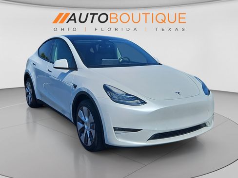 Used 2022 Tesla Model Y Long Range AWD/4WD image 7