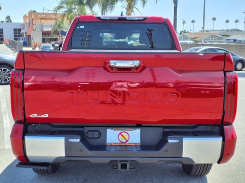 Certified 2025 Toyota Tundra Limited AWD/4WD image 5