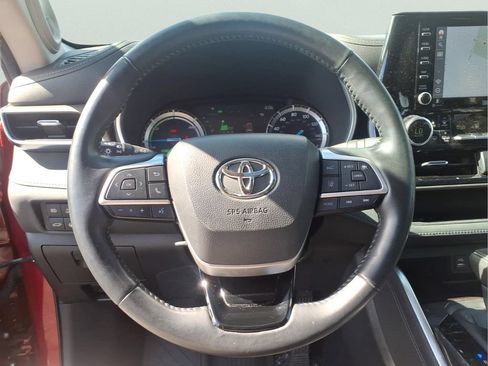 Used 2022 Toyota Highlander Limited AWD/4WD image 29