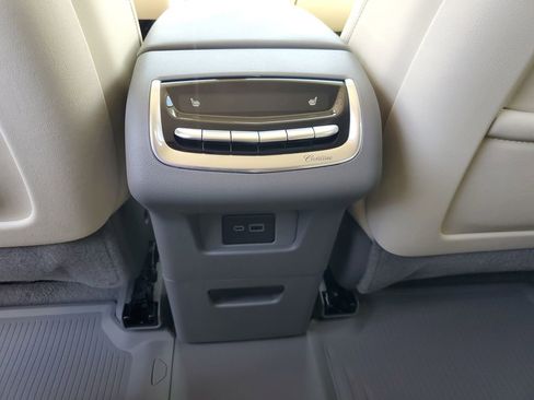 New 2025 Cadillac XT6 Premium Luxury w/ Technology Package image 16