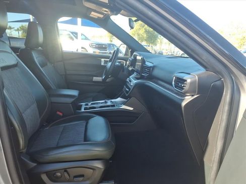 Certified 2022 Ford Explorer Timberline image 11