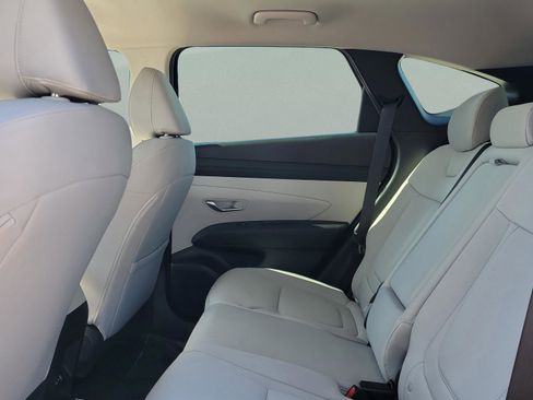 New 2026 Hyundai Tucson SE image 12
