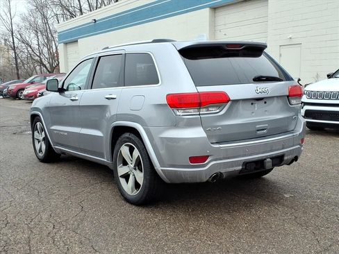 Used 2016 Jeep Grand Cherokee Overland AWD/4WD image 3