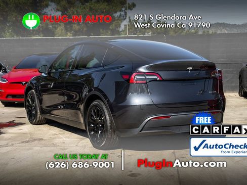 Used 2024 Tesla Model Y Long Range image 2