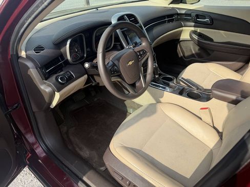 Used 2015 Chevrolet Malibu LT w/ Power Convenience Package FWD image 8