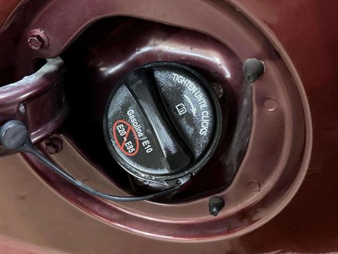 Used 2009 Ford F250 Lariat image 12