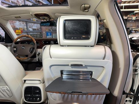 Used 2007 Jaguar XJ8 L RWD image 84