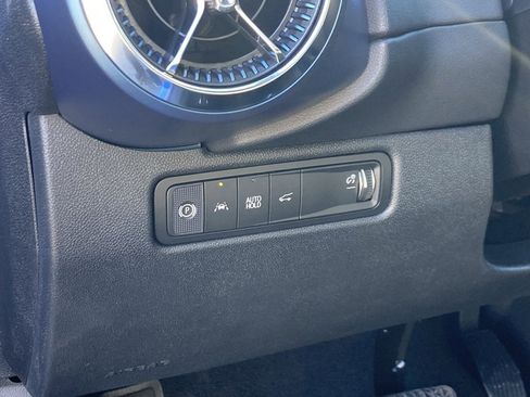 New 2026 Chevrolet Equinox EV LT image 19