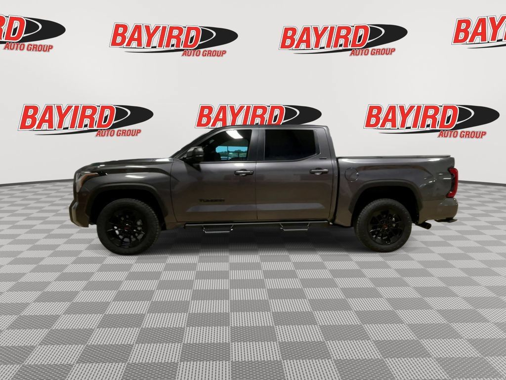 Used 2025 Toyota Tundra SR5 w/ SR5 Premium Package AWD/4WD image 5