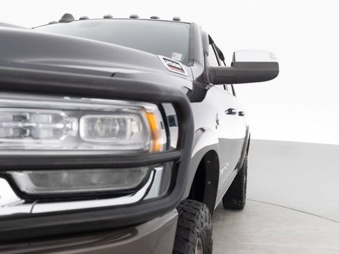 Used 2021 RAM 2500 Limited AWD/4WD image 12