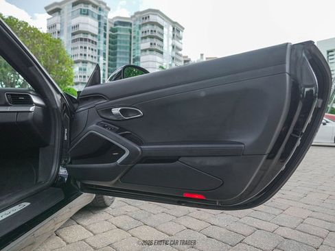 Used 2017 Porsche 911 Carrera S image 27