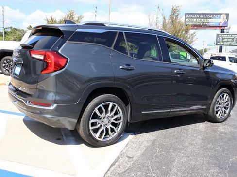 Certified 2022 GMC Terrain Denali w/ Denali Premium Package image 7