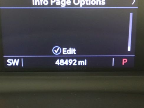 Used 2021 Cadillac XT5 Premium Luxury w/ LPO, Floor Liner Package FWD image 36