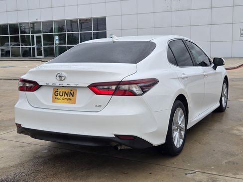 Used 2023 Toyota Camry LE FWD image 7