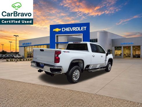 Certified 2025 Chevrolet Silverado 2500 LT w/ Convenience Package AWD/4WD image 3