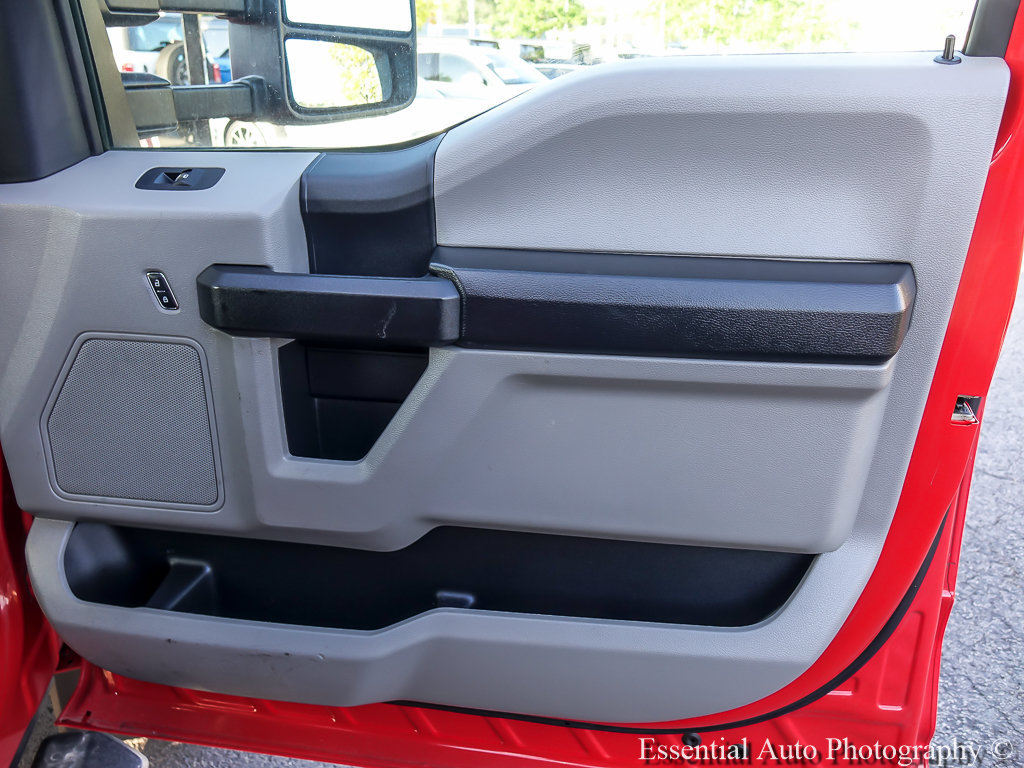 Used 2019 Ford F550 2WD Regular Cab Super Duty image 16