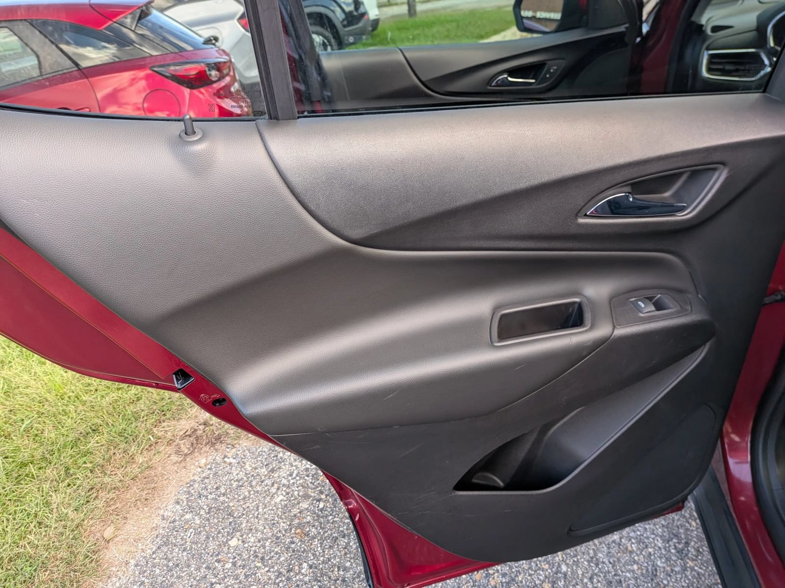 Used 2020 Chevrolet Equinox LT AWD/4WD image 26