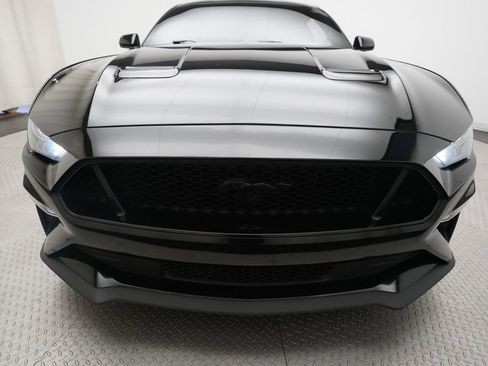 Used 2018 Ford Mustang GT w/ Black Accent Package RWD image 21