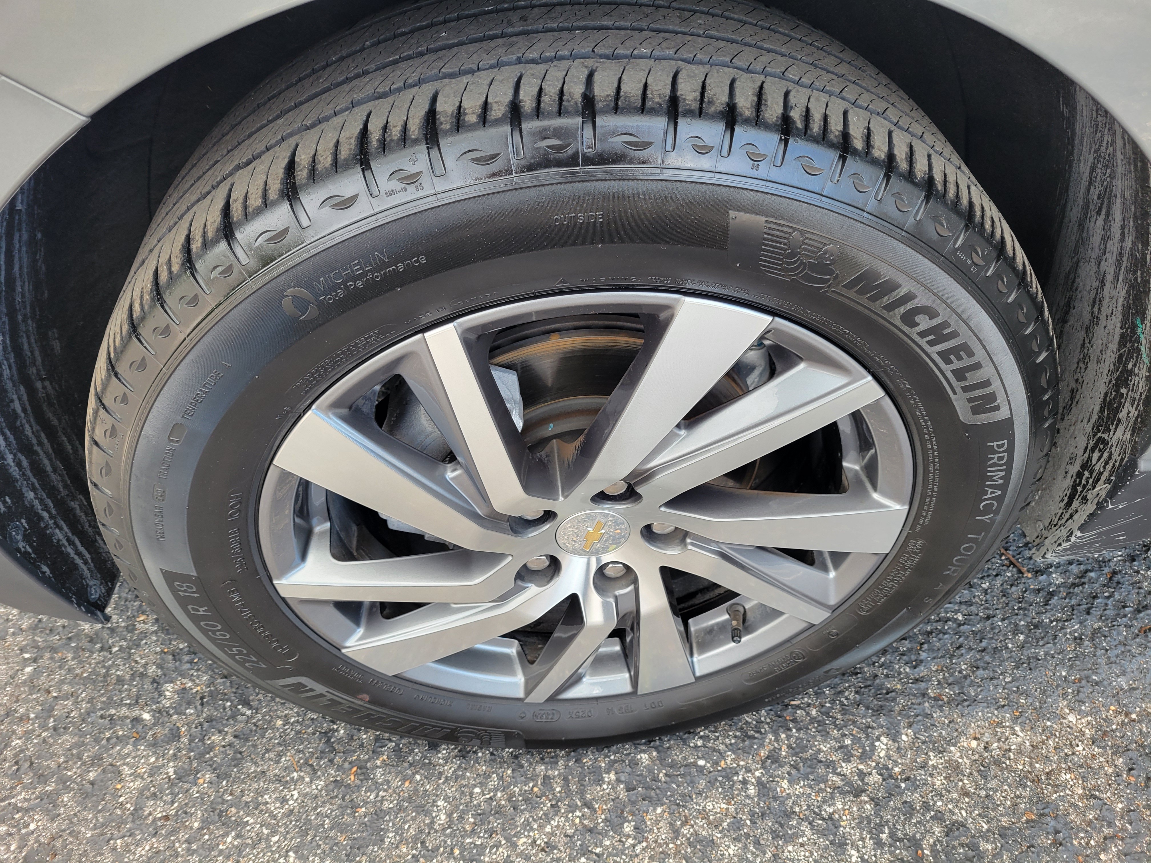 Used 2023 Chevrolet Equinox LT FWD image 37
