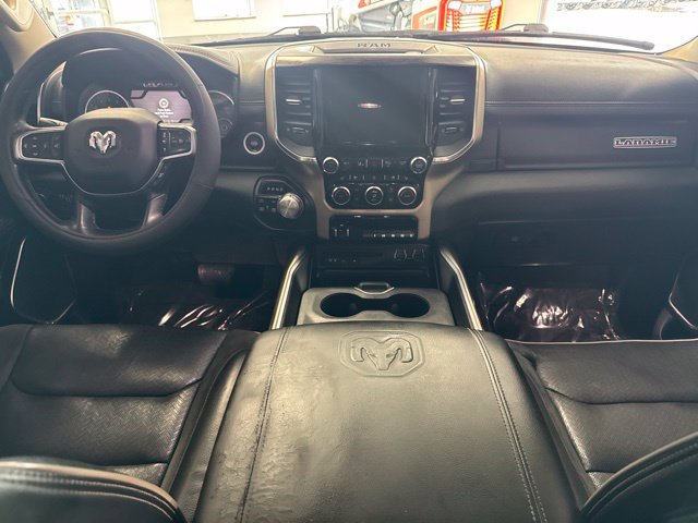 Used 2019 RAM 1500 Laramie AWD/4WD image 3