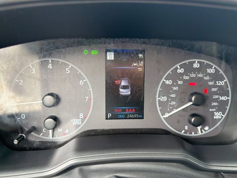 Used 2025 Toyota Corolla LE FWD image 30