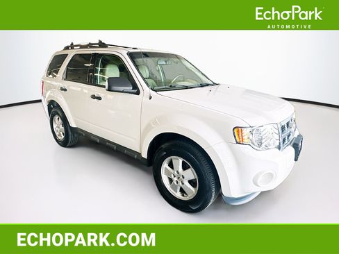 Used 2012 Ford Escape XLT AWD/4WD image 1