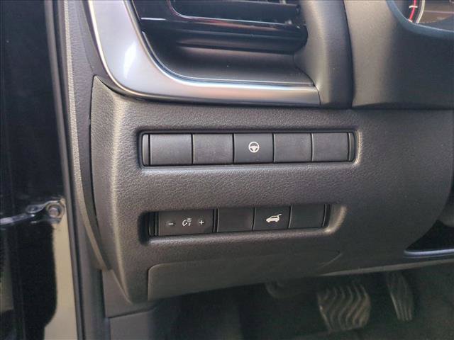 Used 2021 Nissan Rogue SV w/ Premium Package FWD image 13