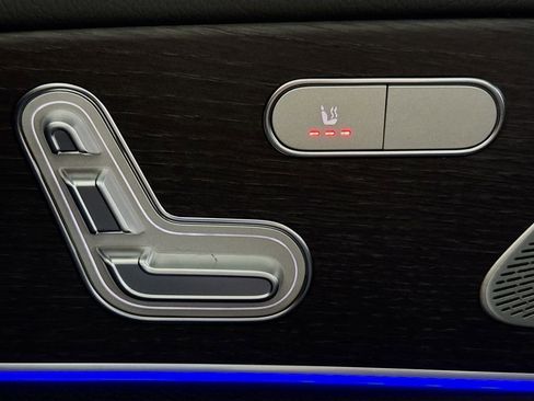 Used 2026 Mercedes-Benz GLS 450 4MATIC image 36