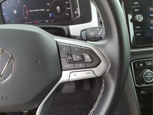 Used 2023 Volkswagen Atlas SE AWD/4WD image 17