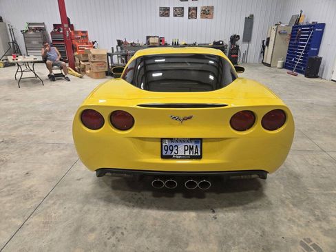 Used 2009 Chevrolet Corvette Coupe w/ Roof Package RWD image 8