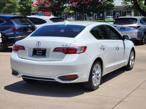 Used 2018 Acura ILX FWD image 8