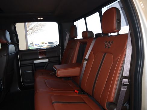 Used 2018 Ford F450 King Ranch w/ King Ranch Ultimate Package image 37