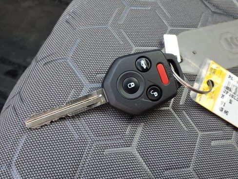 Certified 2025 Subaru Forester w/ Convenience Package #2 image 40