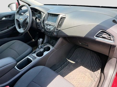 Used 2016 Chevrolet Cruze LT w/ Convenience Package FWD image 29