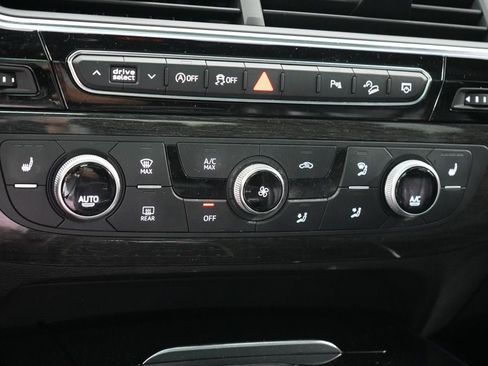 Used 2018 Audi Q7 3.0T Premium Plus AWD/4WD image 15