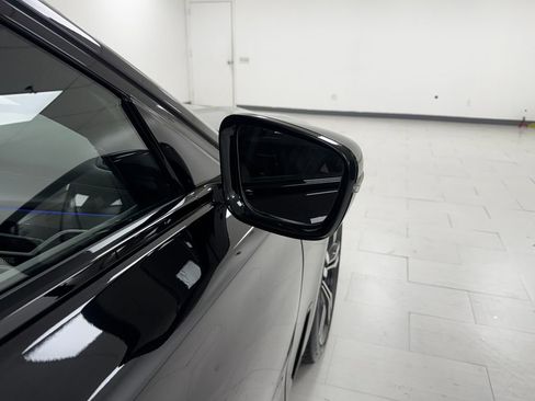 Used 2018 BMW 750i xDrive image 30