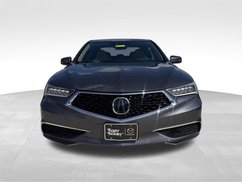Used 2018 Acura TLX FWD image 2
