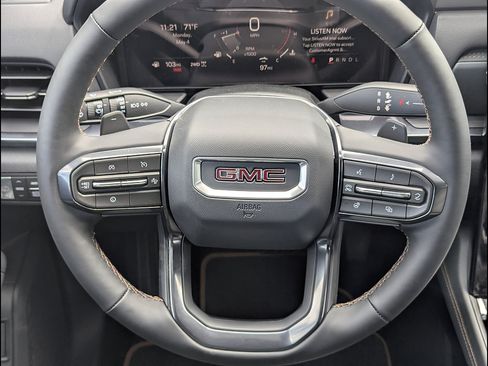 New 2026 GMC Terrain AT4 AWD/4WD image 18