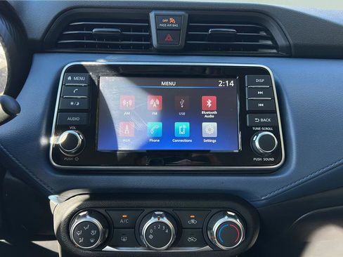 Used 2025 Nissan Versa SV w/ Trunk Package image 17