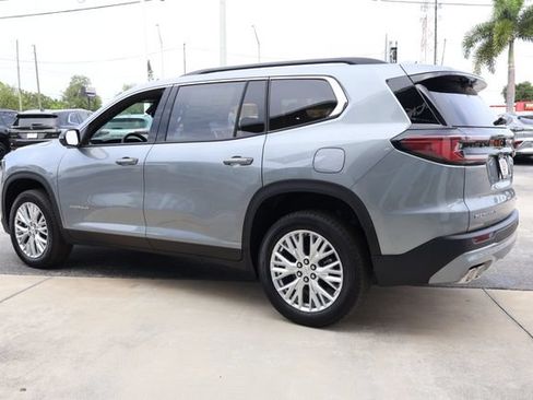 New 2026 GMC Acadia Elevation w/ Elevation Premium Package AWD/4WD image 6
